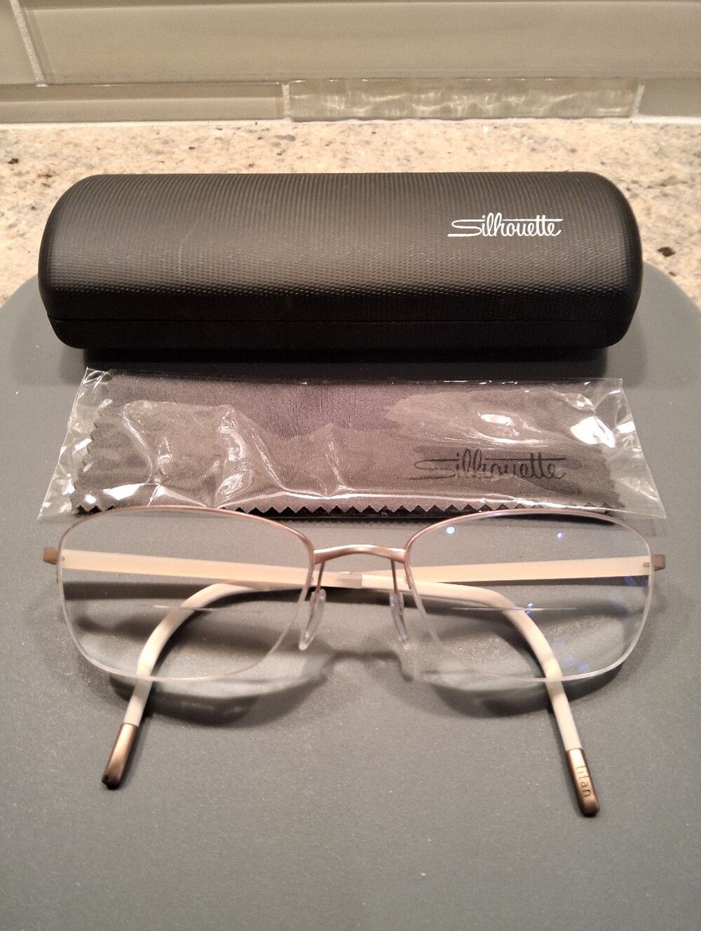 Silhouette Illusion Glasses